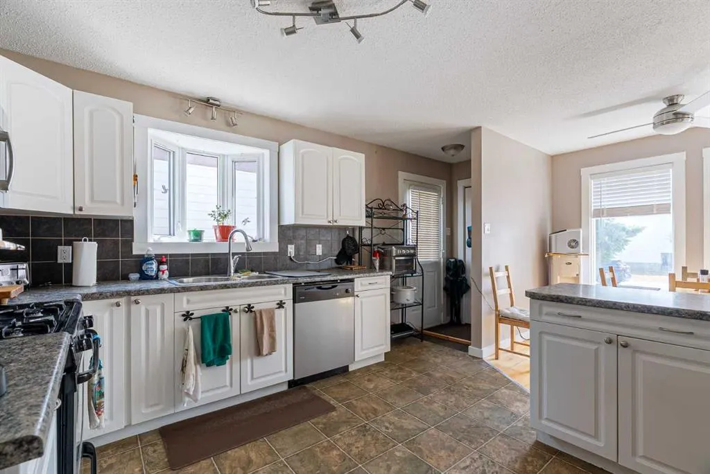 162 Caldwell Crescent
