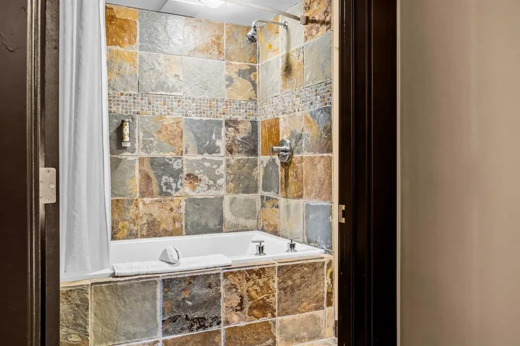 1818 Mountain Avenue #313C