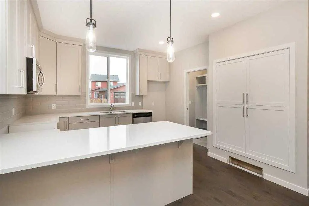 504 Kitstone Gate