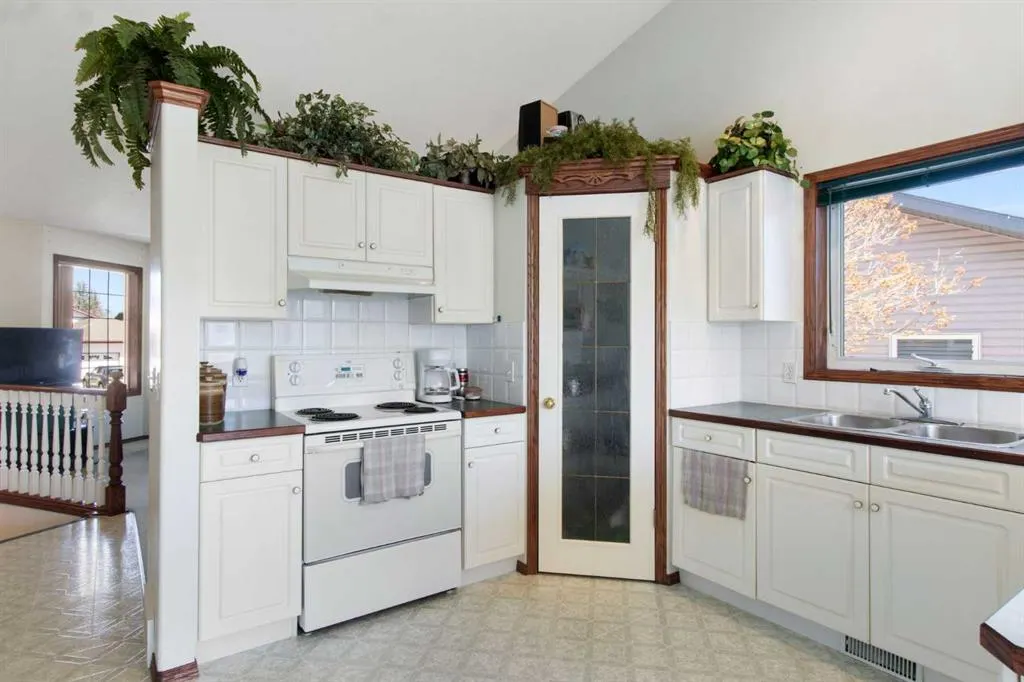 2 Madison Court