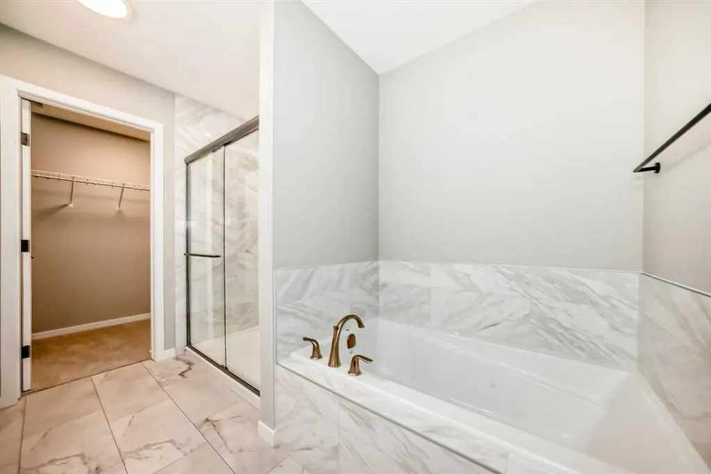 103 Mercado Crescent SE