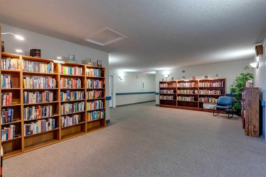 1818 Simcoe Boulevard SW #1118