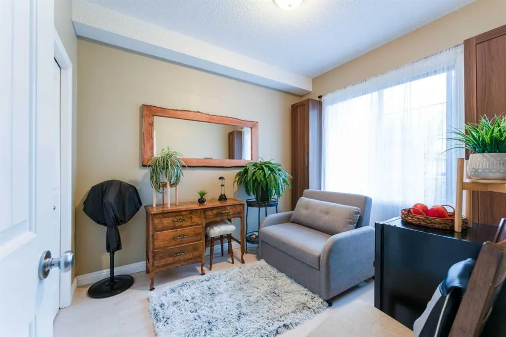 8 Prestwick Pond Terrace SE #206