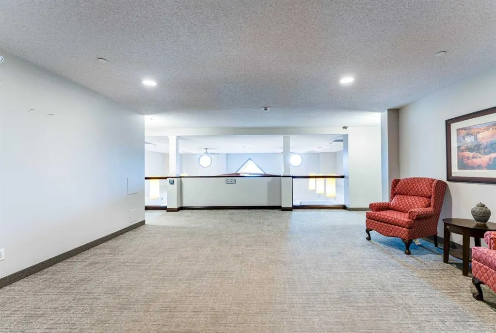 8 Prestwick Pond Terrace SE #206