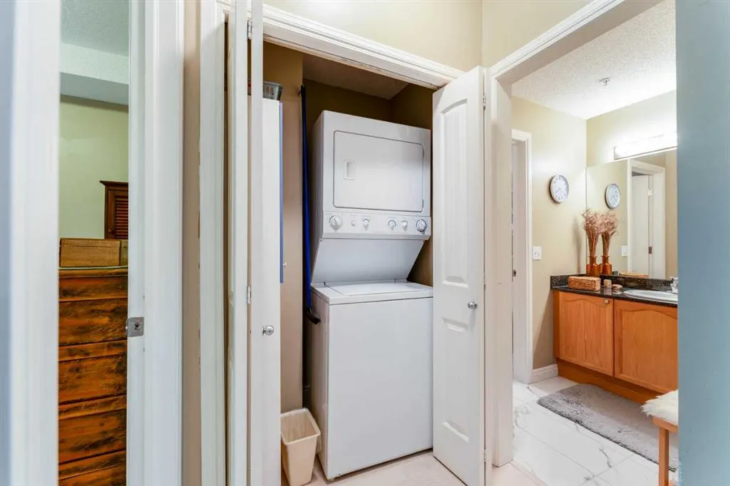 8 Prestwick Pond Terrace SE #206