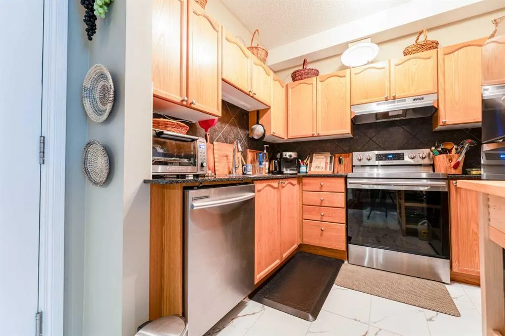 8 Prestwick Pond Terrace SE #206