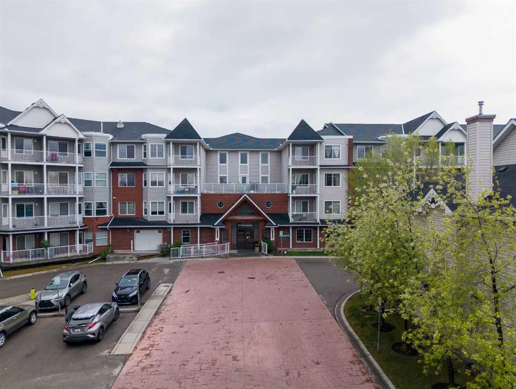 8 Prestwick Pond Terrace SE #206