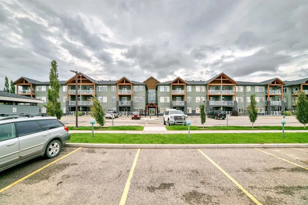1005B Westmount Drive #111