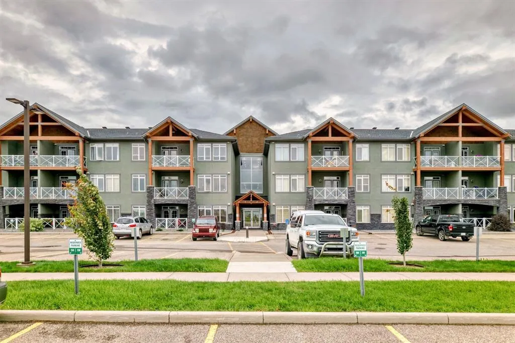 1005B Westmount Drive #111