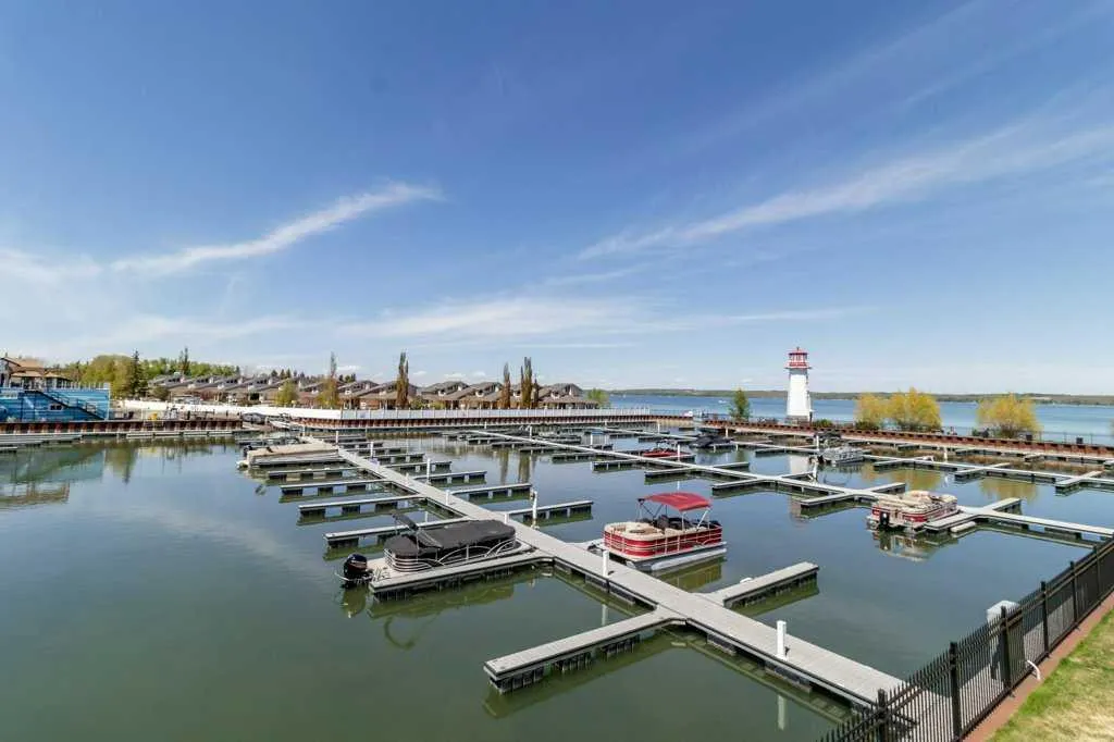 5210 Lakeshore Drive #113
