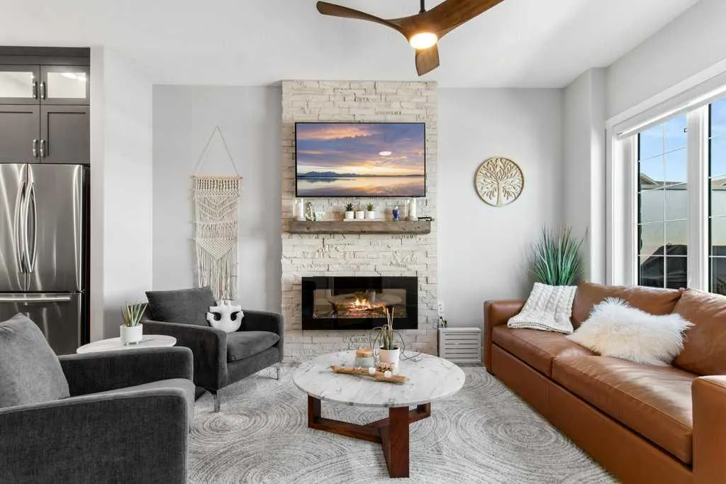 5210 Lakeshore Drive #113