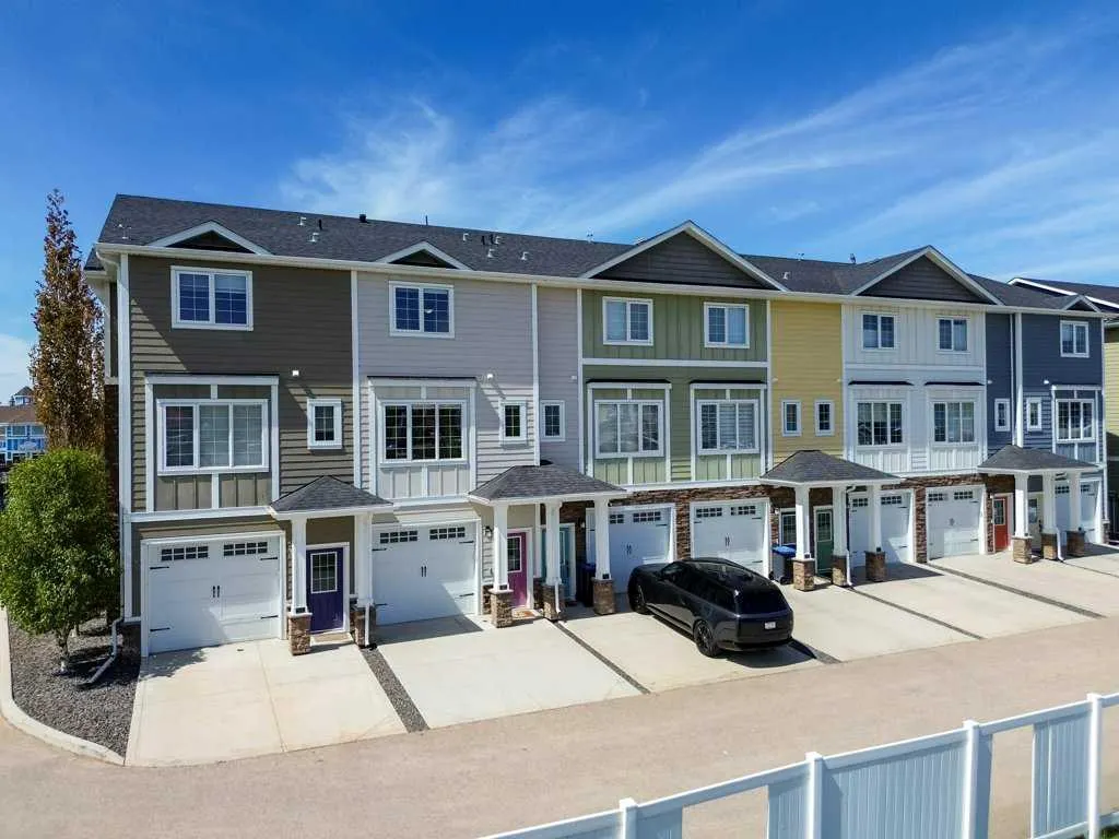 5210 Lakeshore Drive #113