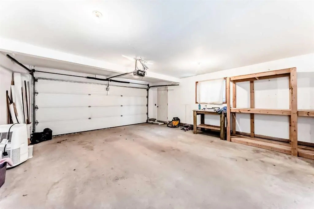 26 Green Meadow Drive
