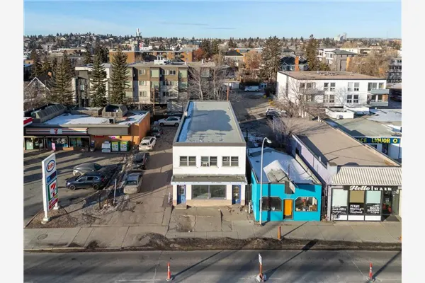 2611, 2613, 2615 14 Street SW