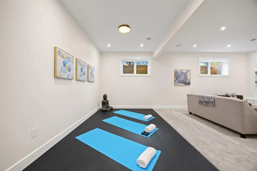 26 Varsplain Place NW