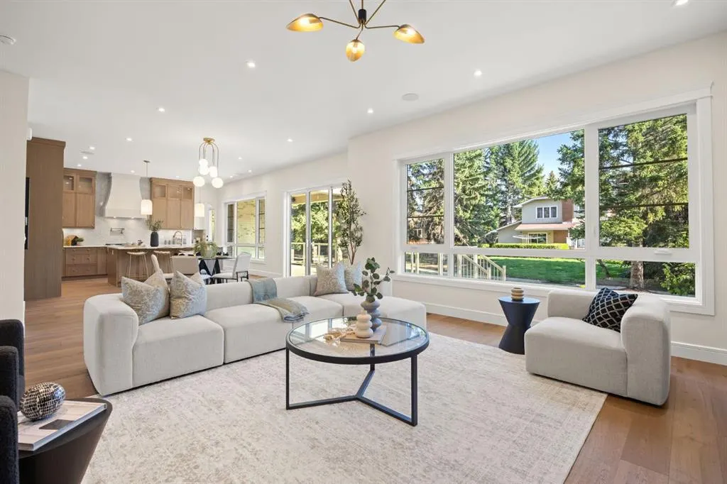 26 Varsplain Place NW
