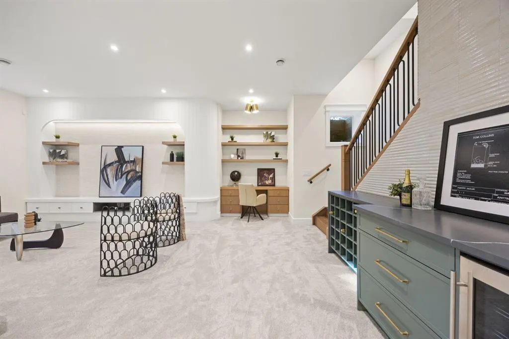 26 Varsplain Place NW