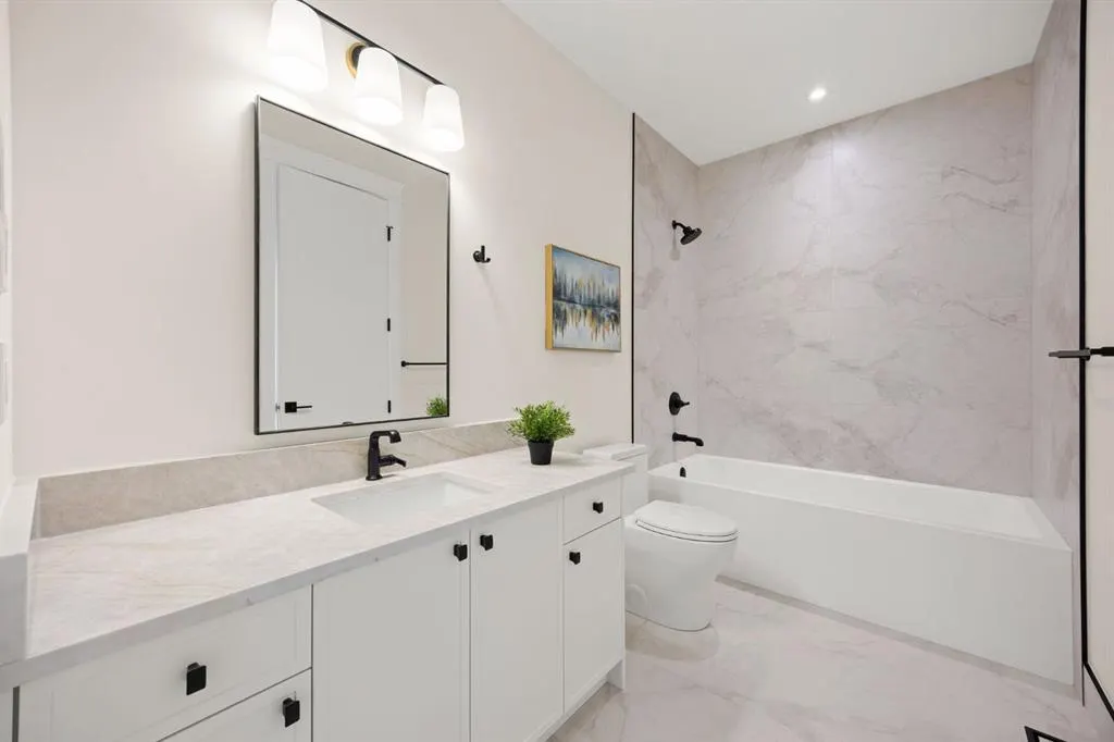 26 Varsplain Place NW