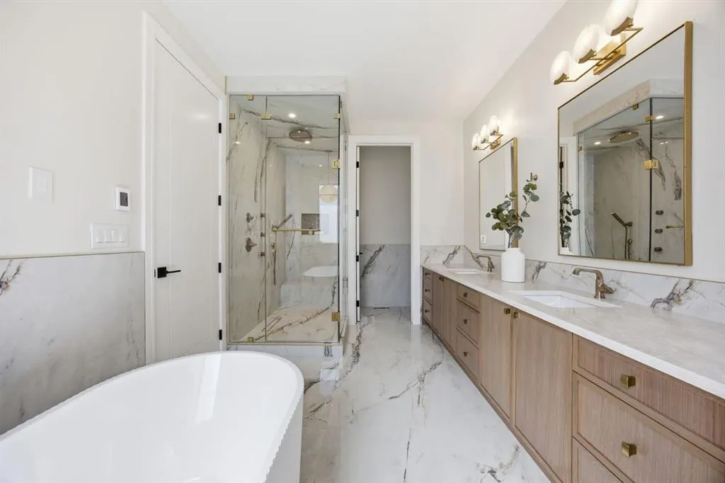26 Varsplain Place NW
