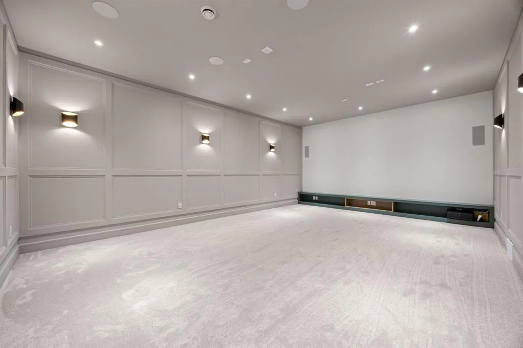 26 Varsplain Place NW