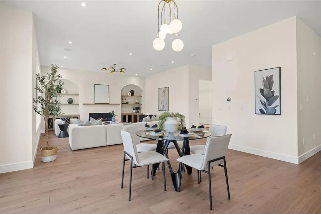 26 Varsplain Place NW