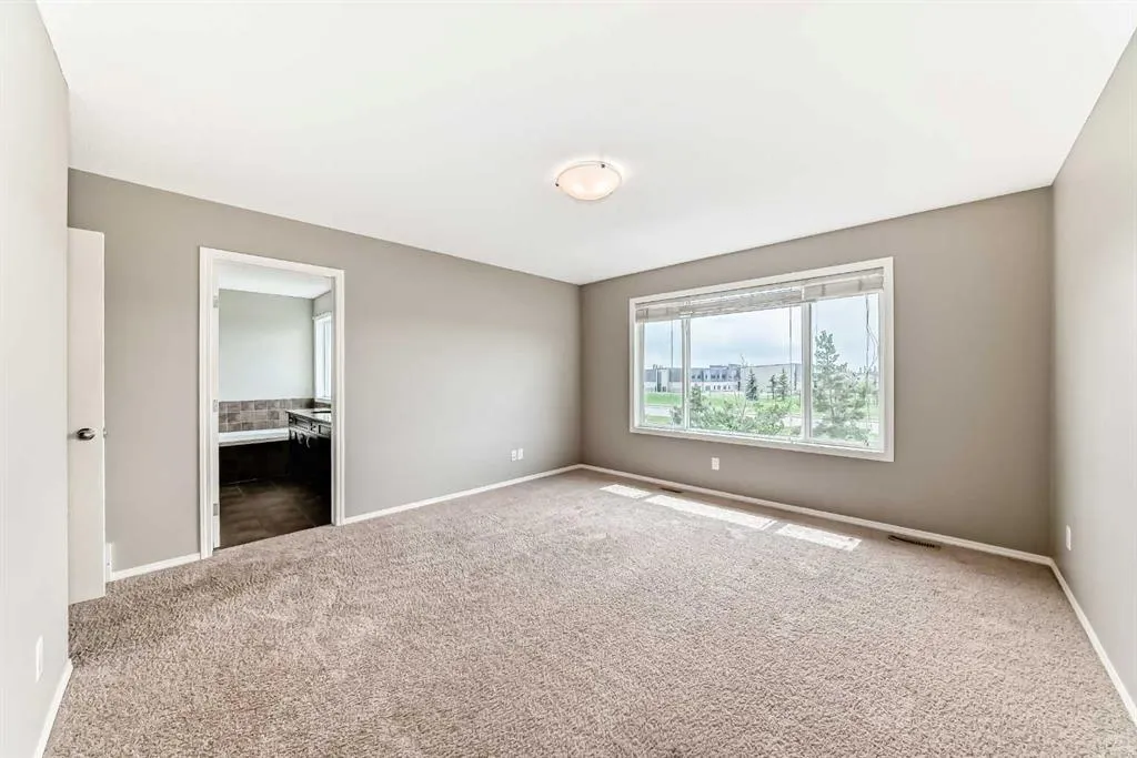 196 Cranberry Circle SE