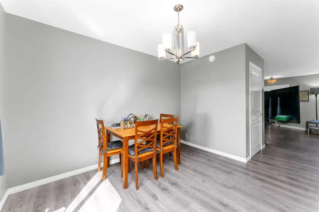 22 Hawthorn Place