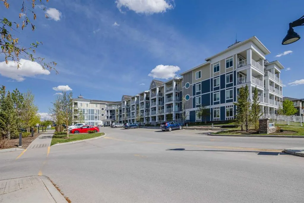 110 Auburn Meadows View SE #105