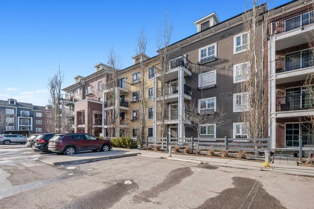 279 Copperpond Common SE #1403