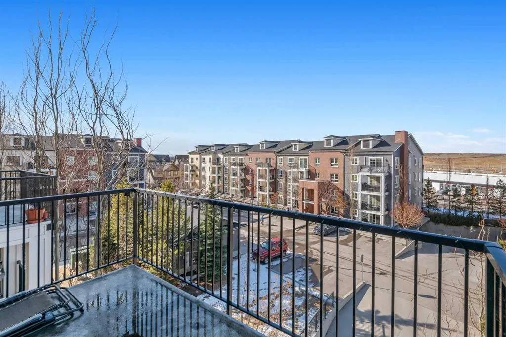 279 Copperpond Common SE #1403