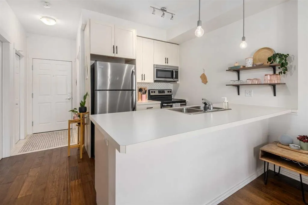 279 Copperpond Common SE #1403