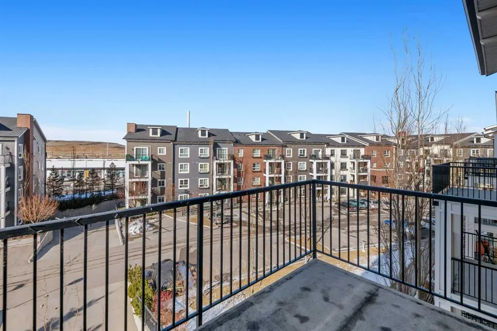 279 Copperpond Common SE #1403