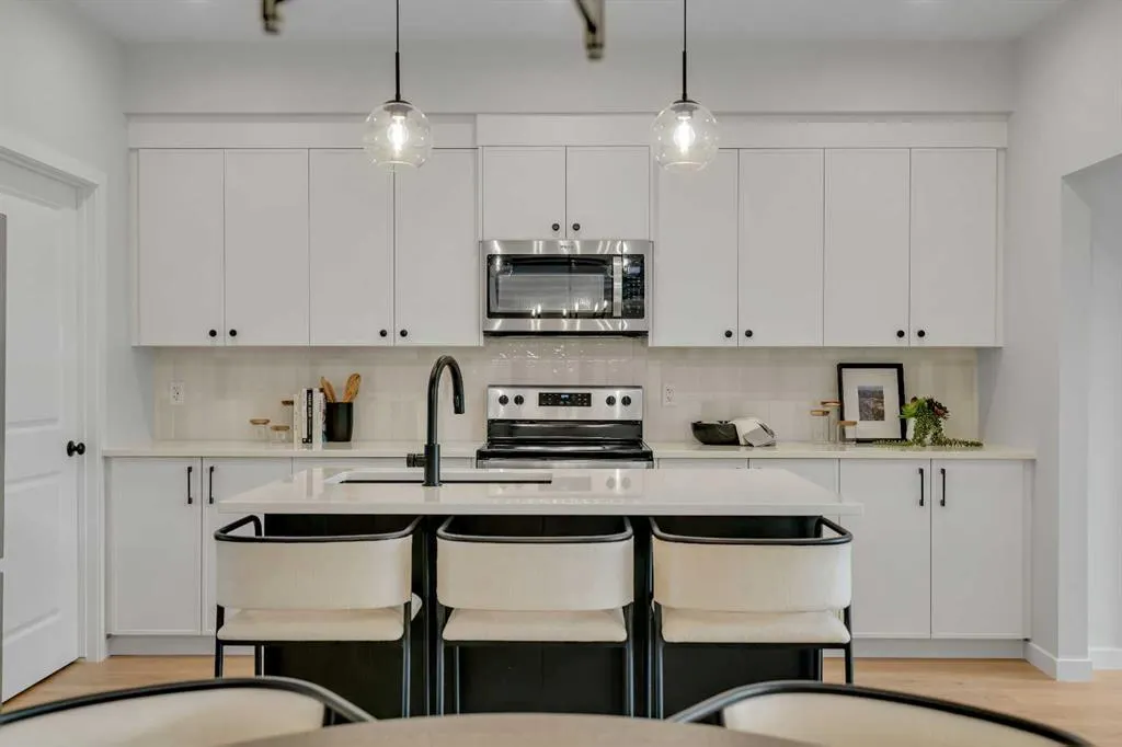 76 Heirloom Drive SE