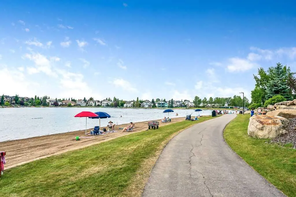 428 Chaparral Ravine View SE #322