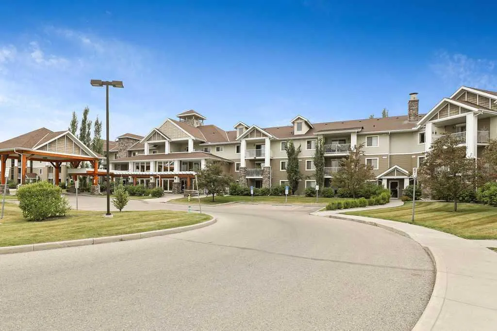 428 Chaparral Ravine View SE #322