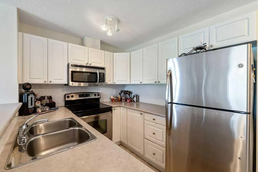 428 Chaparral Ravine View SE #322