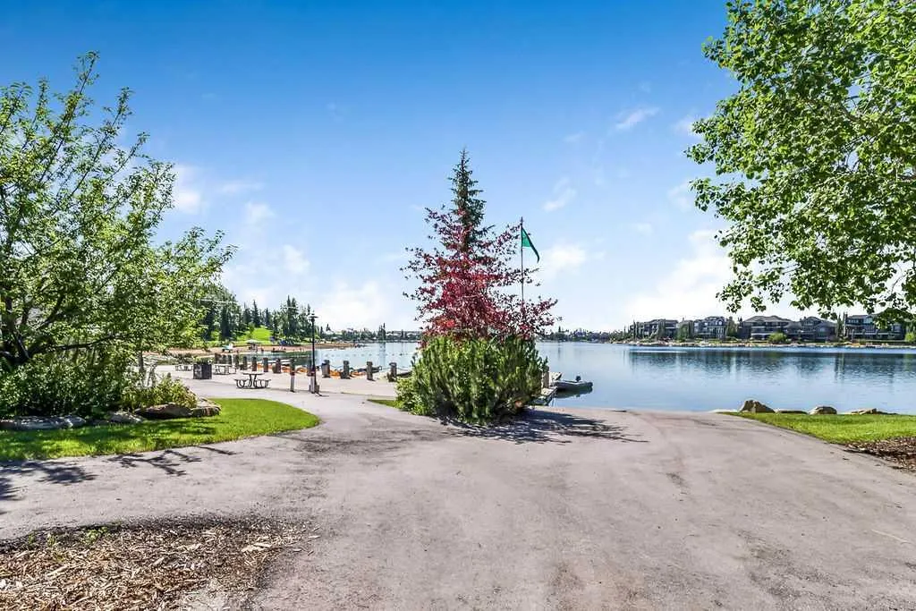 428 Chaparral Ravine View SE #322