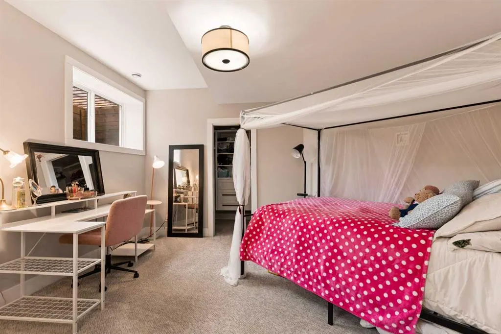 14 Silverhorn Park