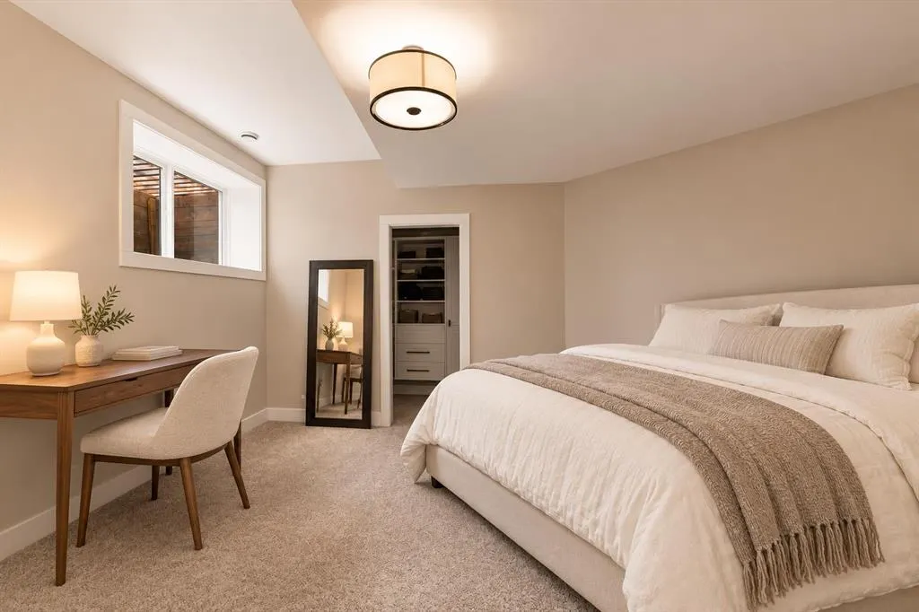 14 Silverhorn Park