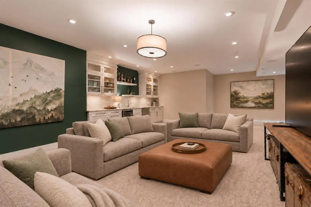 14 Silverhorn Park