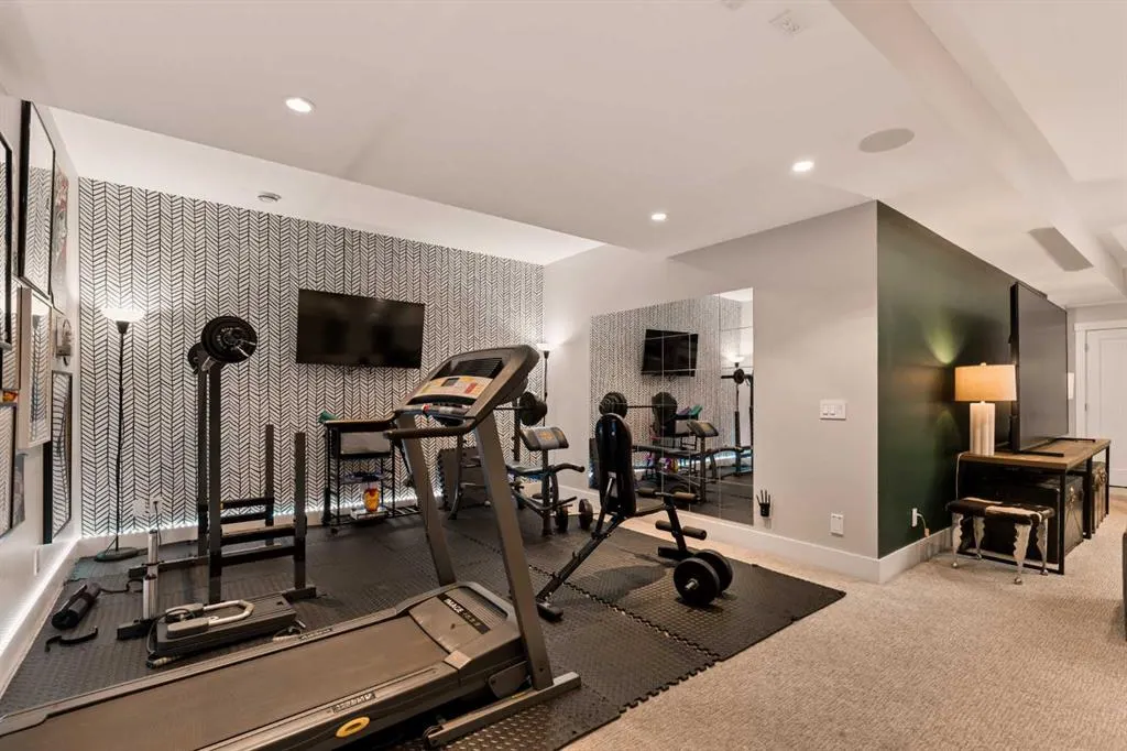 14 Silverhorn Park