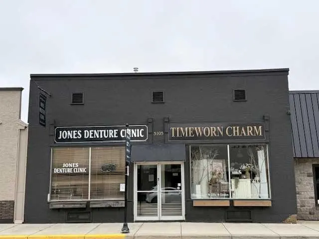 5105 50 Avenue