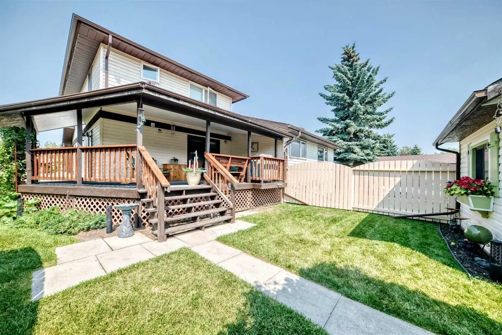 31 Ranchero Bay NW