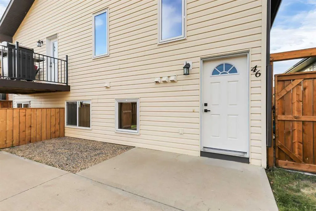 46 Mackenzie Crescent