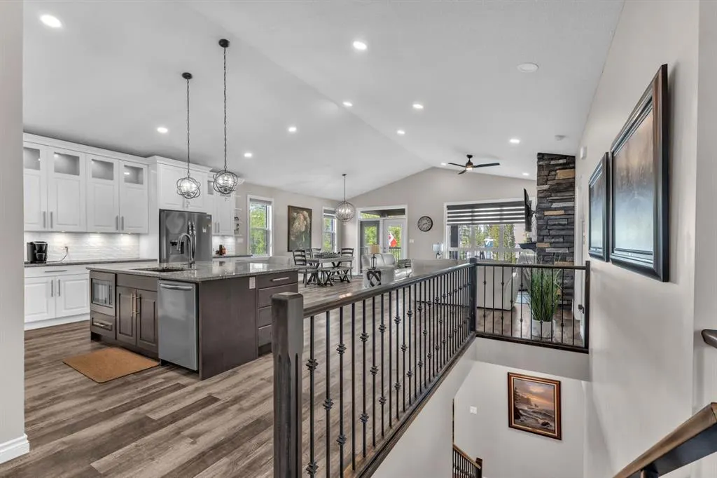 5052 Lakeshore Drive