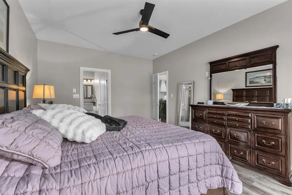 5052 Lakeshore Drive