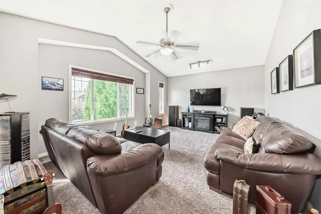 188 Chapala Drive SE