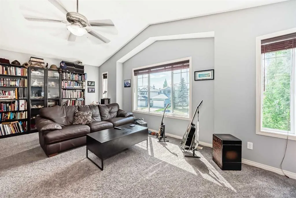 188 Chapala Drive SE