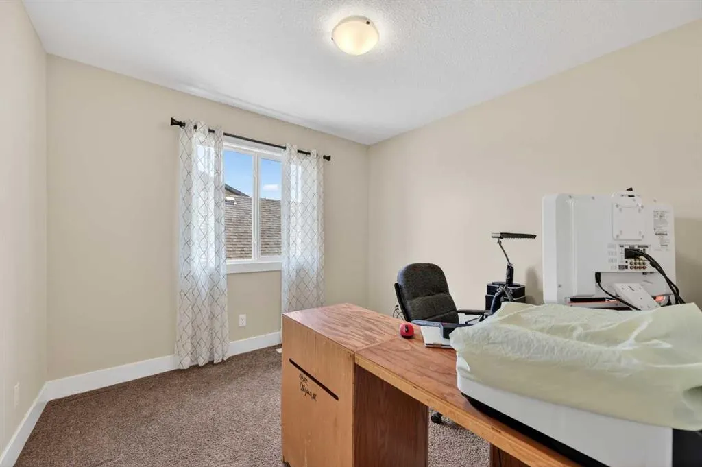 127 Legacy Circle SE