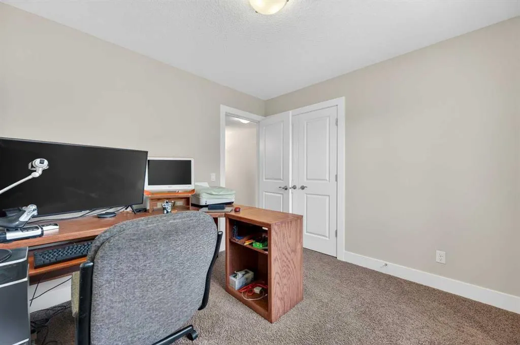 127 Legacy Circle SE